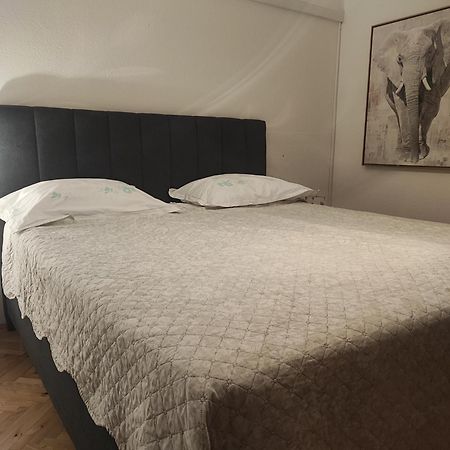 فيلا Apartman Duce Milka المظهر الخارجي الصورة