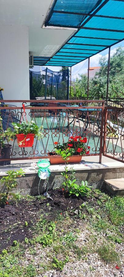 فيلا Apartman Duce Milka المظهر الخارجي الصورة